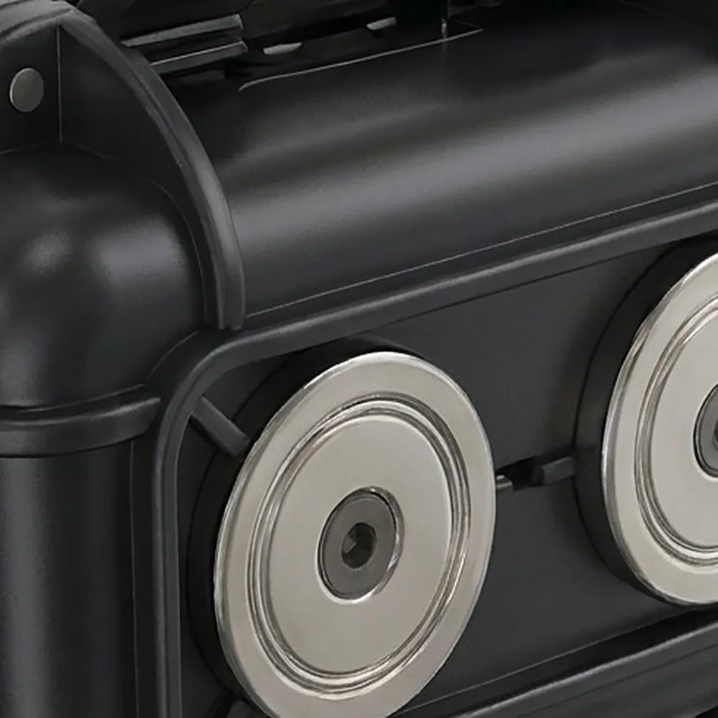Weatherproof Magnetic Case in use